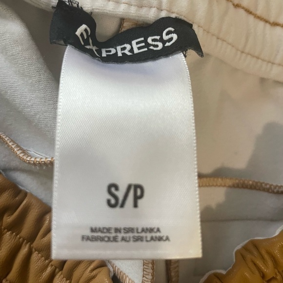 Express camel jogger vegan leather pants size small - Picture 11 of 11